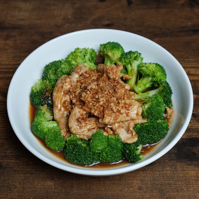Pad Garlic "Pad Gra Tium".