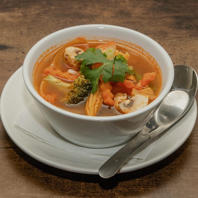 Tom Yum (Hot & Sour Soup).